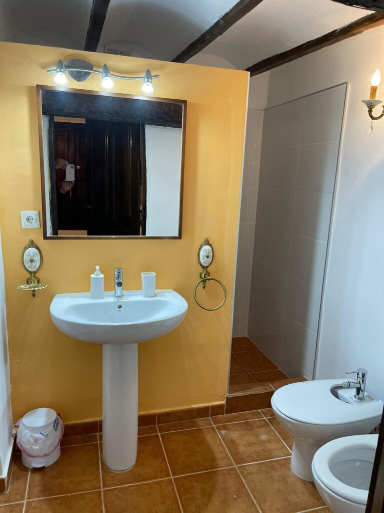 Primer baño de la fonda